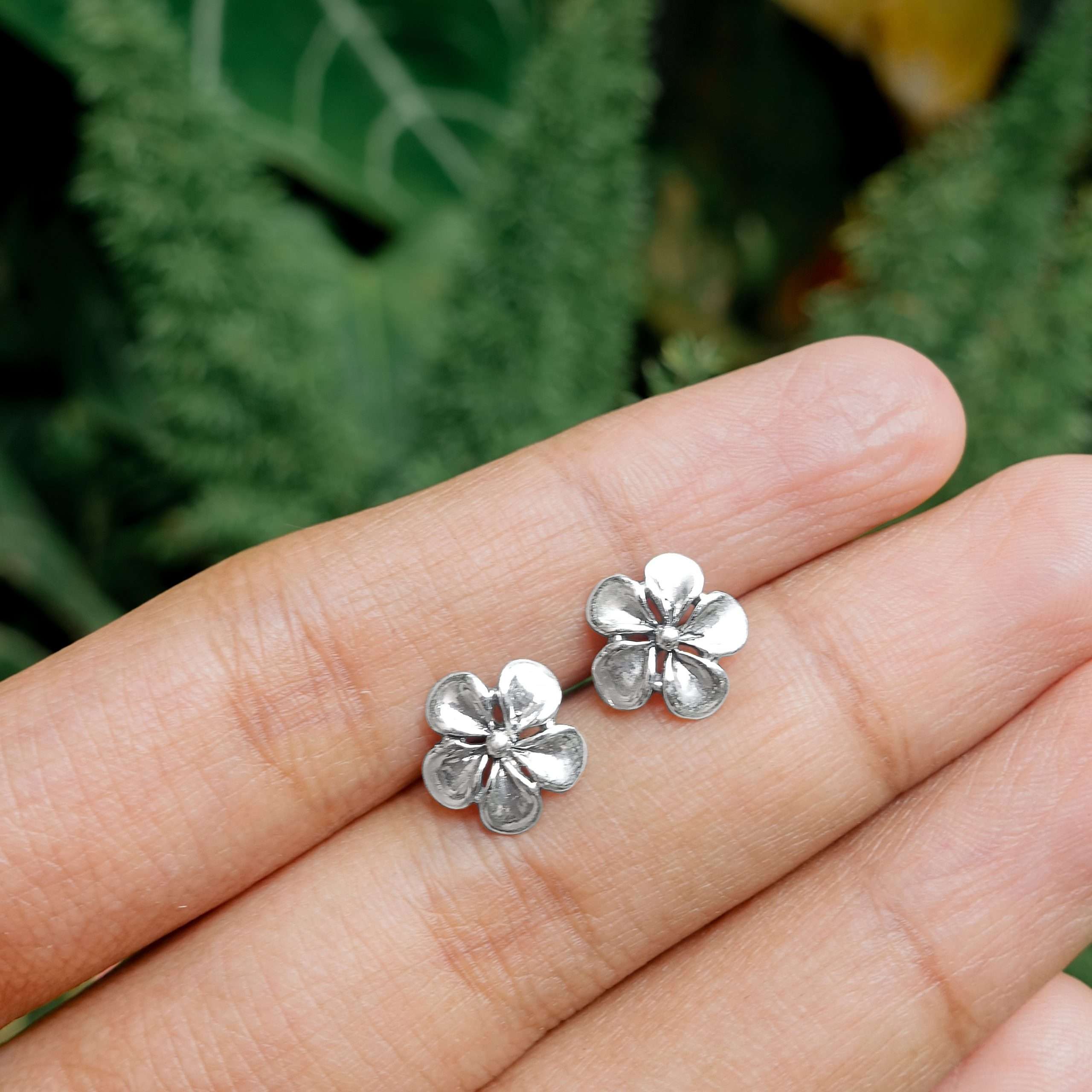 26400<br>ear stud 5 petal flower - Image 3
