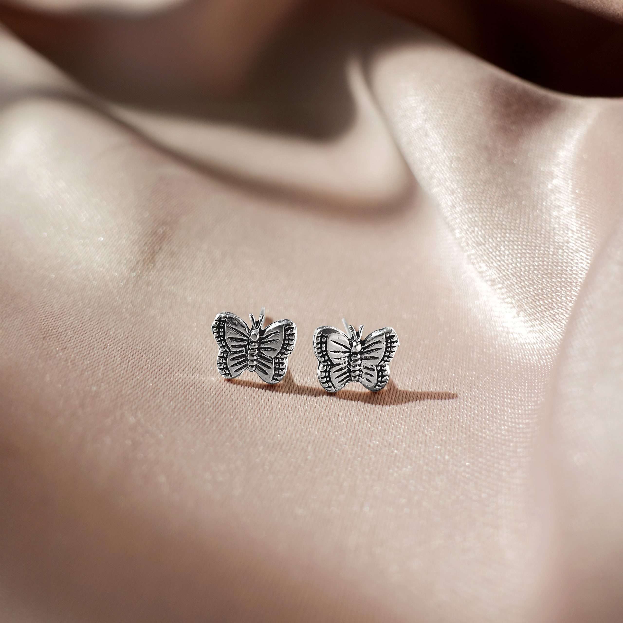 26354<br>ear stud butterfly - Image 2
