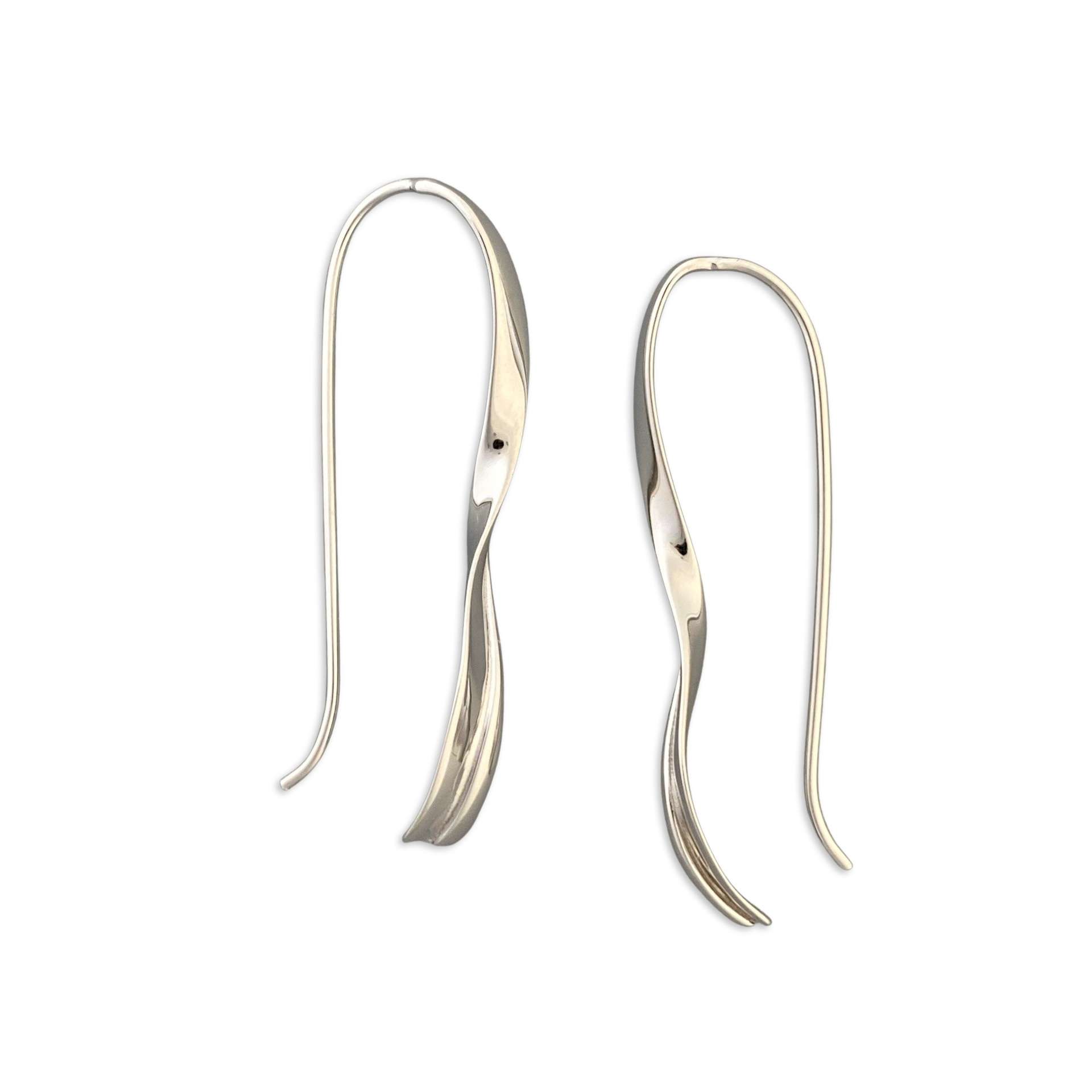 27216 <br> earring wave shaped hook  Sterling Silver RP - Image 1