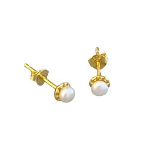 92149 <br> ear stud tiny freshwater pearl in beaded cup .925 Gold Plated