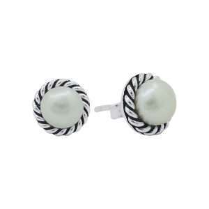 23954<br>ear stud freshwater pearl set in rope