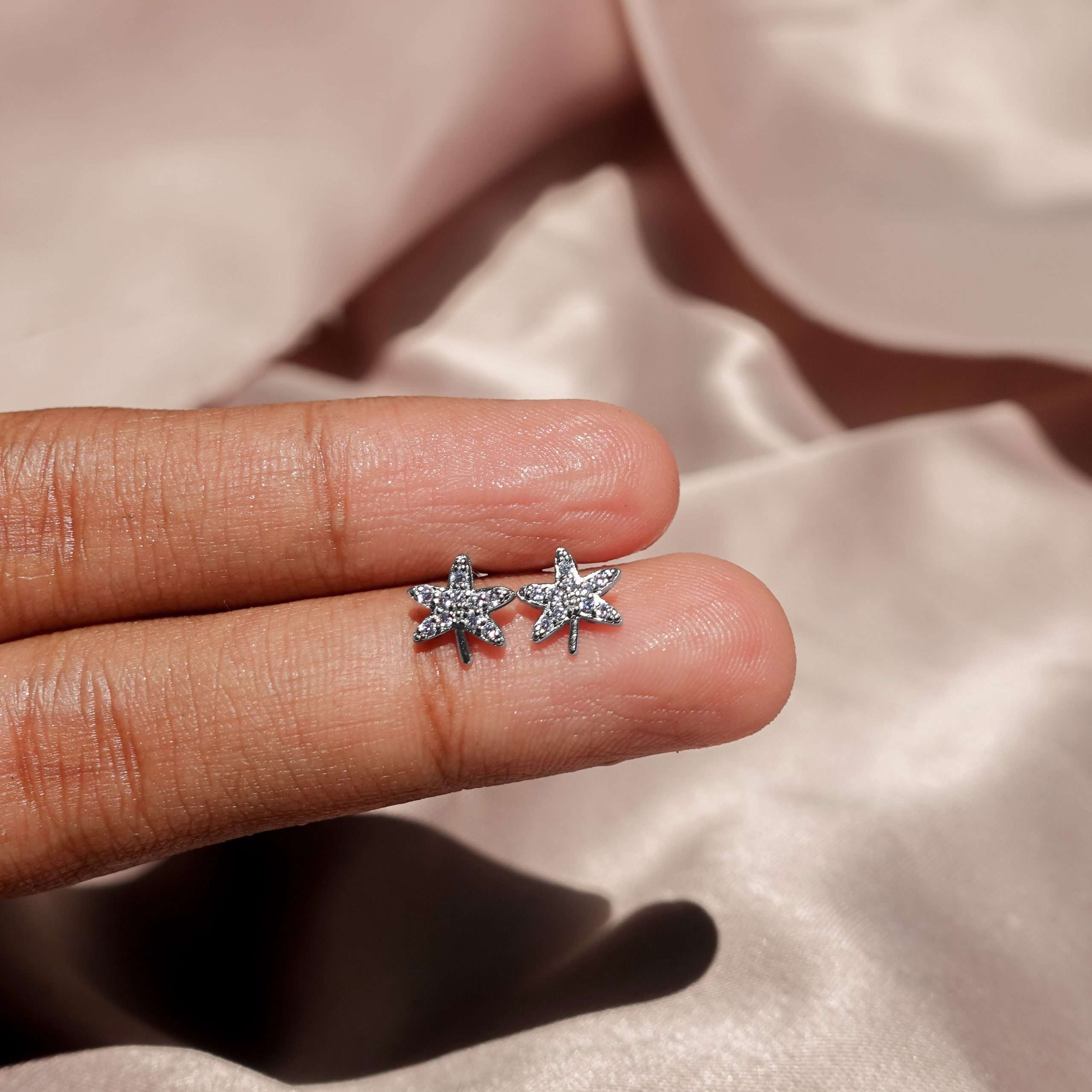 Close-Out-27249 <br> ear stud 5 petal CZ Maple Leaf w/ bead center .925 RP - Image 2