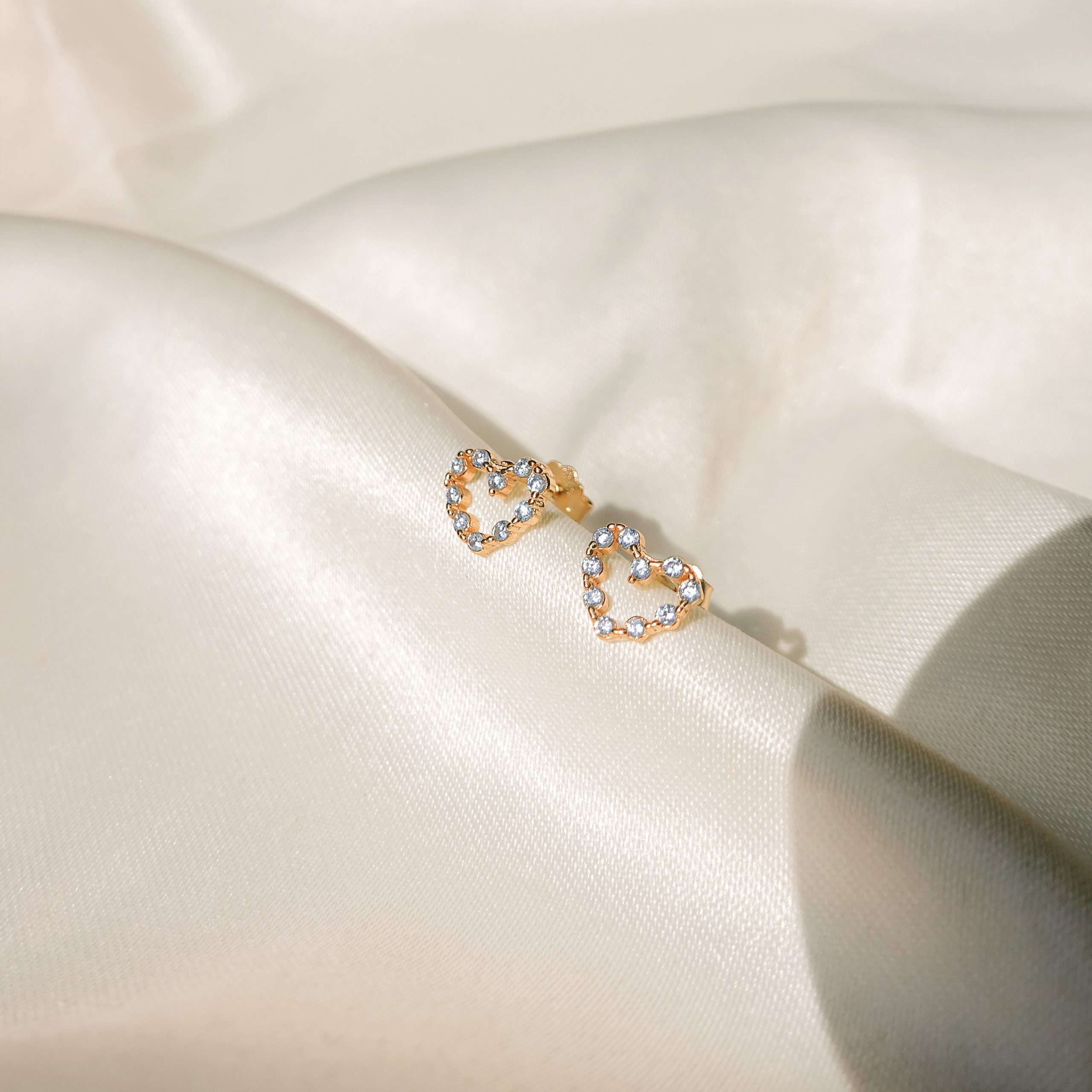 92211 <br> ear stud mini CZ heart 925 Gold Plated - Image 2