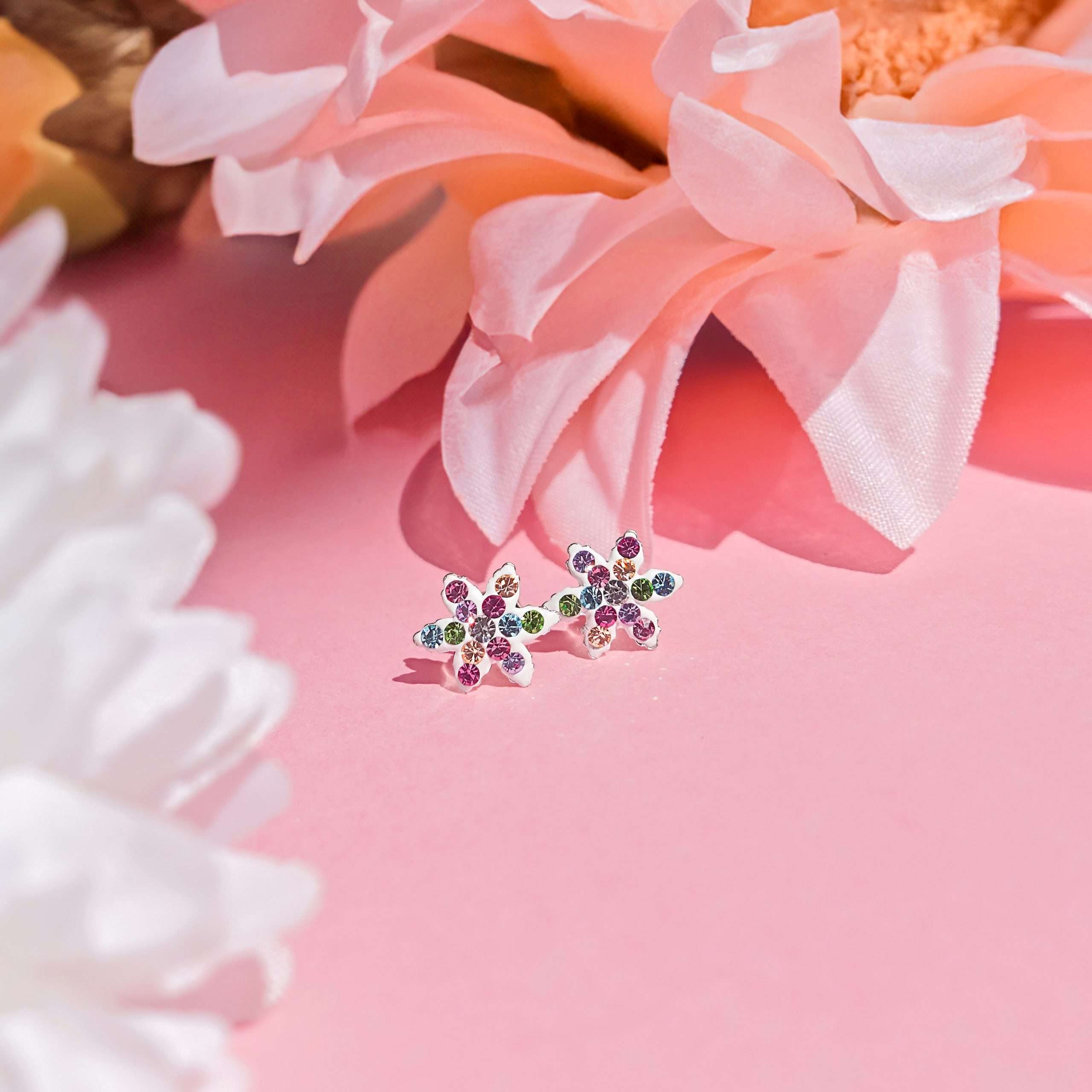 Close-Out-28069 <br> ear stud 10x10 crystal snowflake .925 E-coat - Image 2
