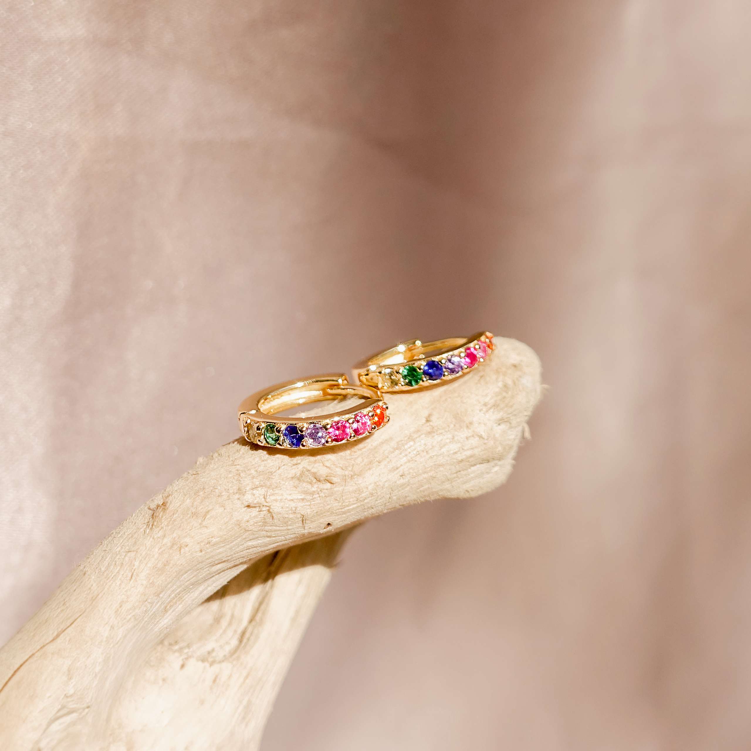 92232 <br> earring huggie w/ mulit colored CZ's  13mm  .925 goldplated - Image 4