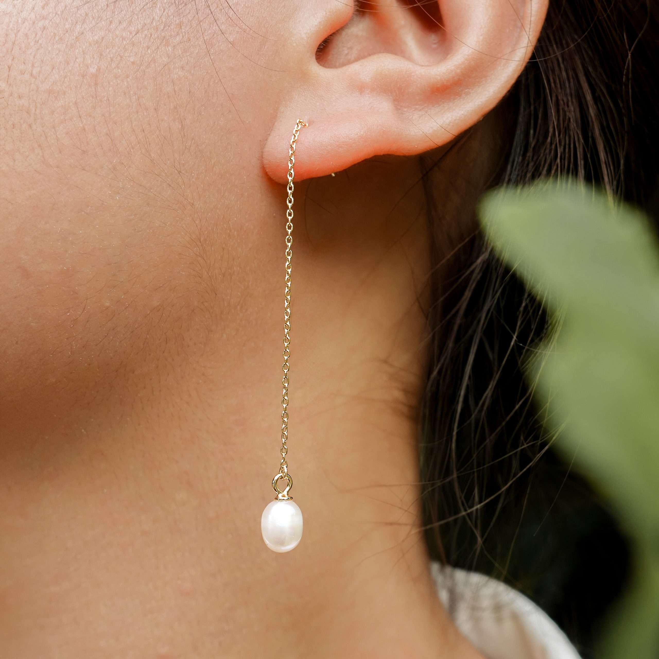 Close-Out-92246 <br> earring w/ teardrop pearl .925 goldplated - Image 2
