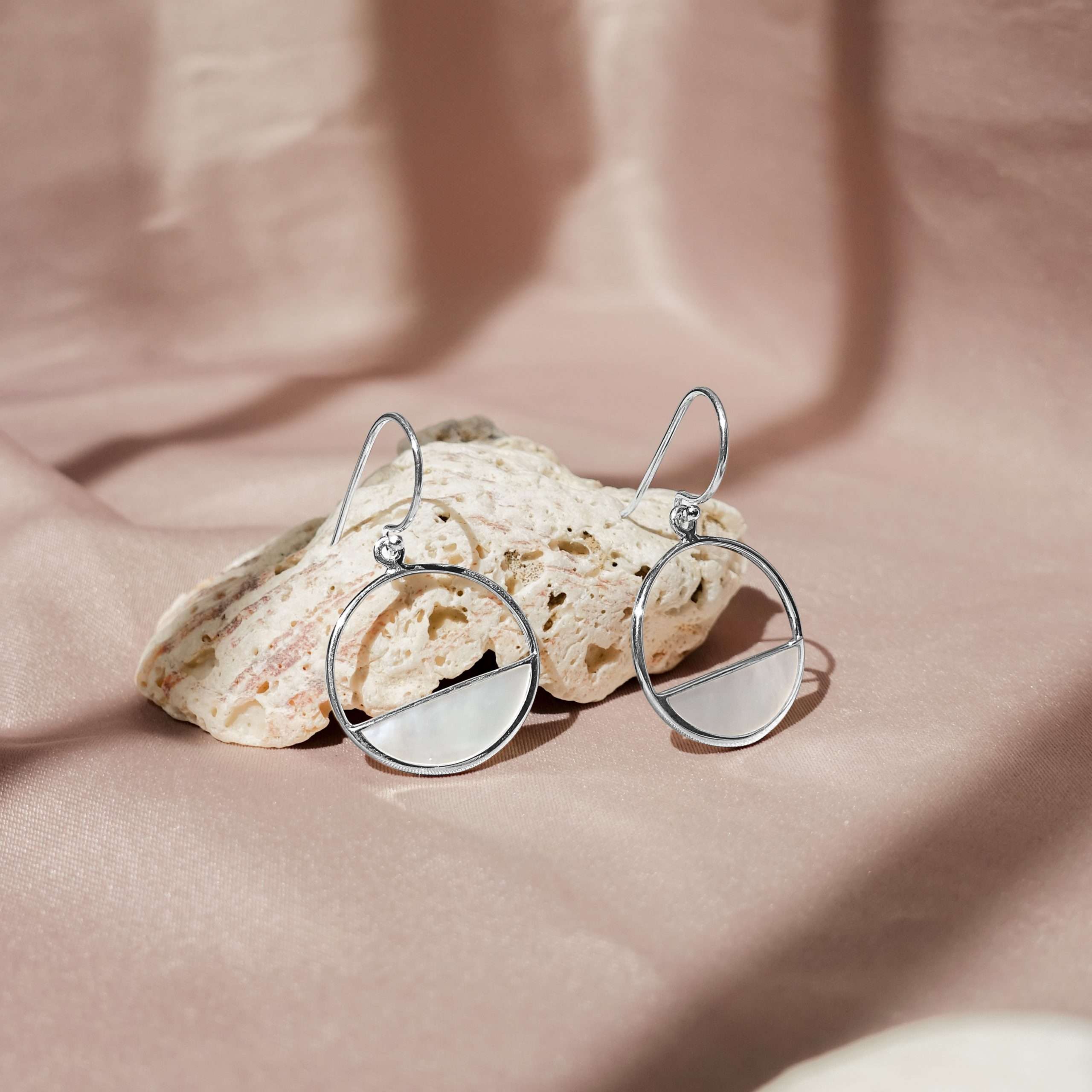 Close-Out-24057 <br> earring half full circle MOP - Image 3