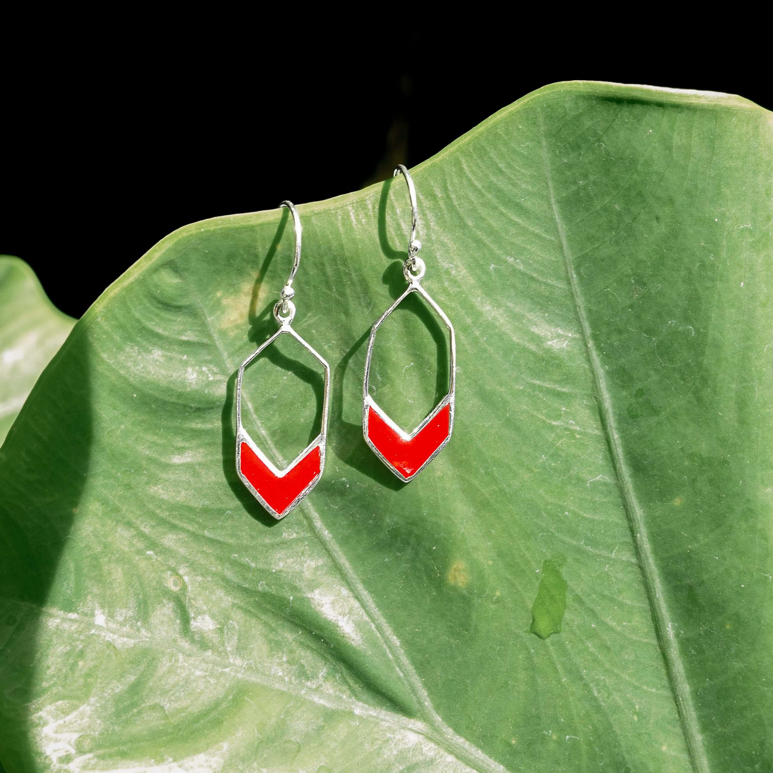 Close-Out-24270 <br> earring long hexagon CORAL - Image 3
