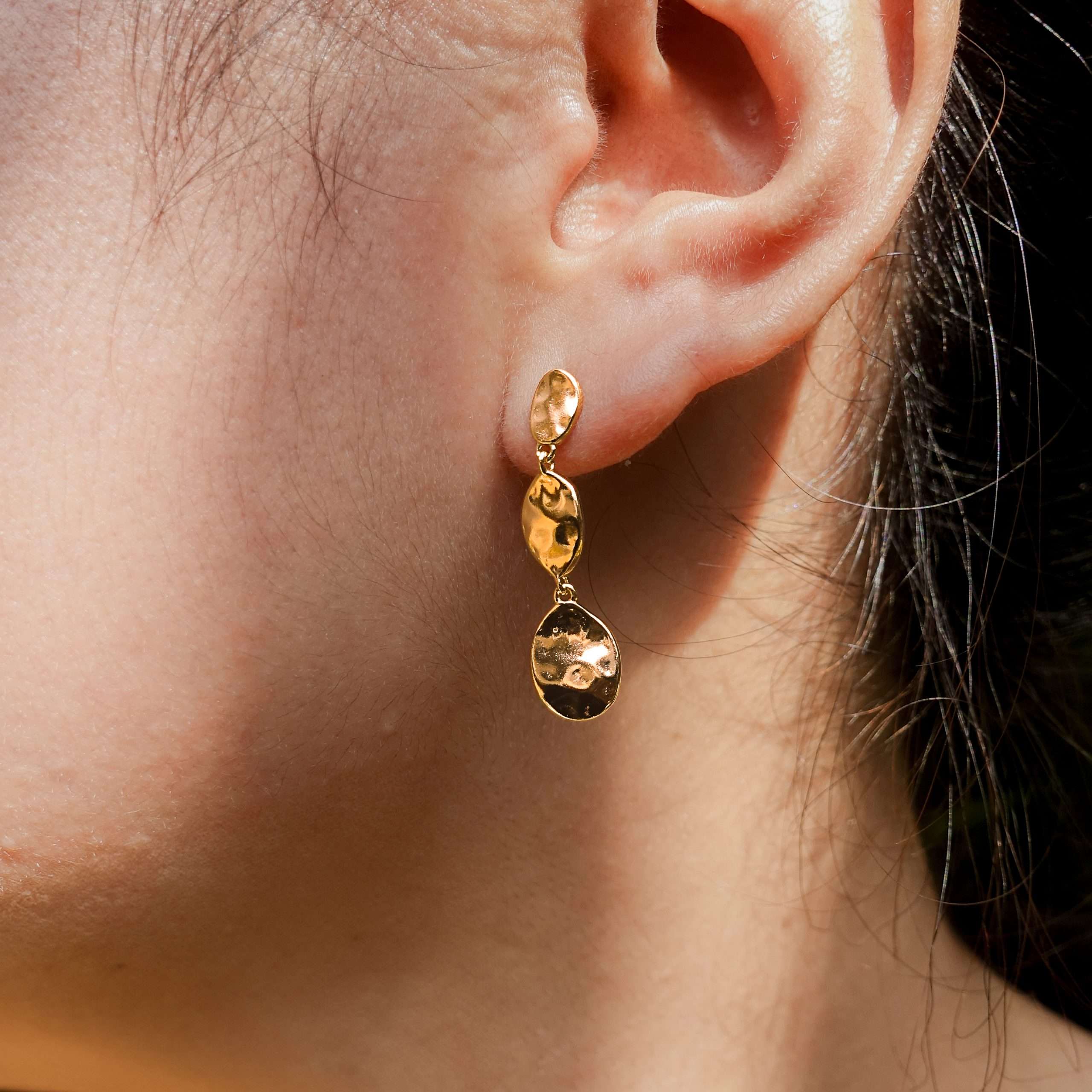 92224 <br> earring 3pc long hammered dangle drop .925 goldplated - Image 2