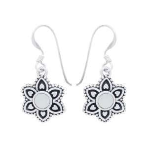 Close-Out-24277<br>earring beaded flower inlay - MOP