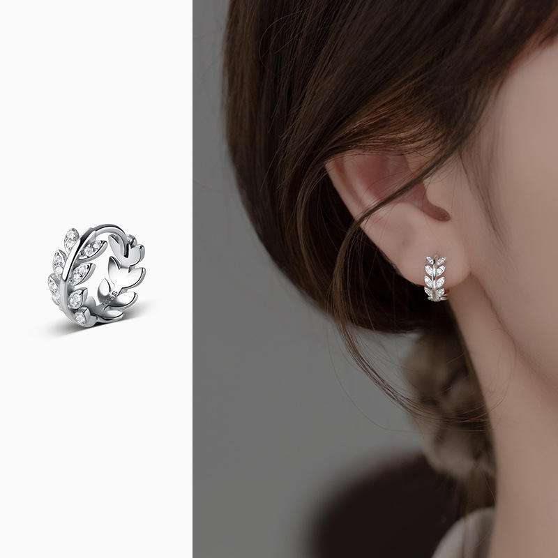 Close-Out-27309<br>huggie leaves w/ clear CZ's .925 RP - Image 4
