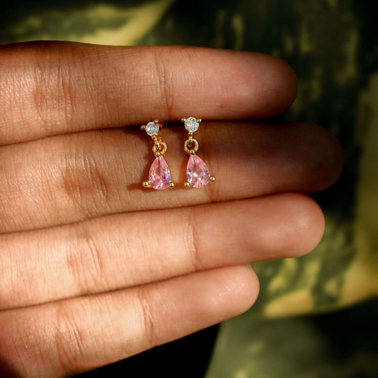 Close-Out-92280<br>ear stud drop pink teardrop .925 GP - Image 3