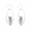Close-Out-26768 earring hammered curved V - Thumbnail Image 1